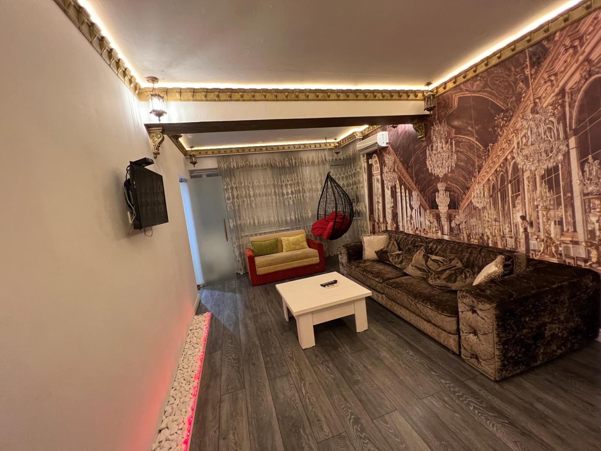 2 Bedrooms Heart Of City Center Chişinǎu Buitenkant foto