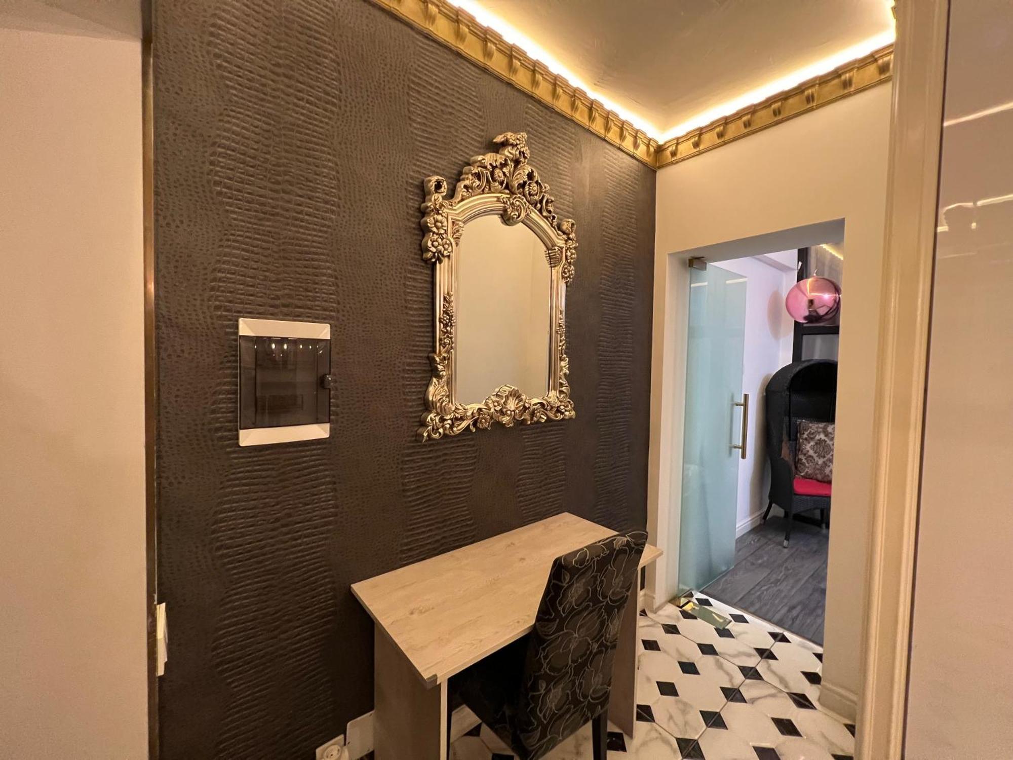 2 Bedrooms Heart Of City Center Chişinǎu Buitenkant foto