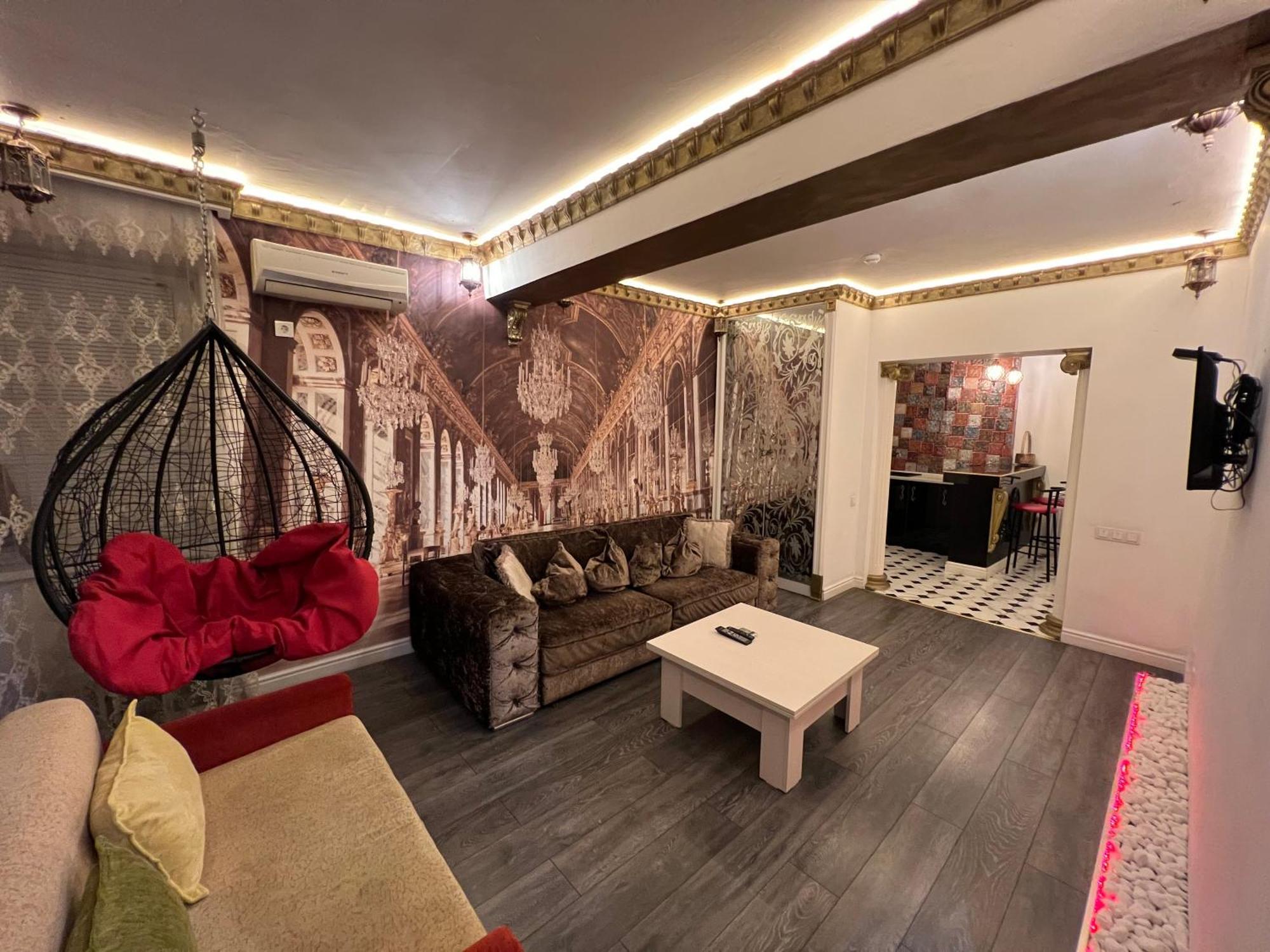 2 Bedrooms Heart Of City Center Chişinǎu Buitenkant foto